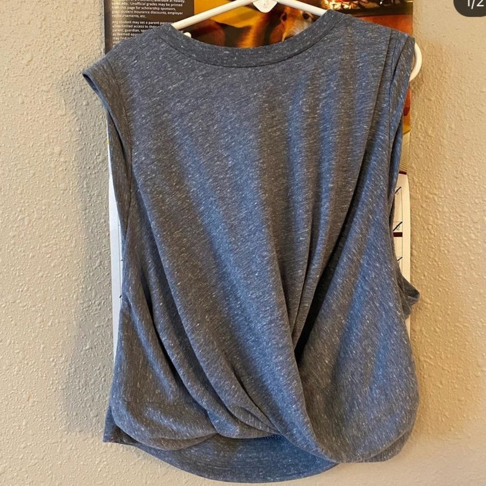 Free people activewear top size medium
